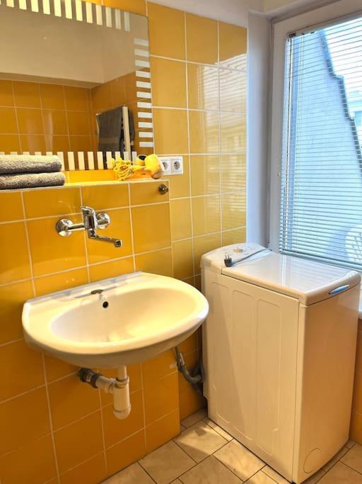 Charming Studio In The Old Town Leilighet Bratislava Eksteriør bilde